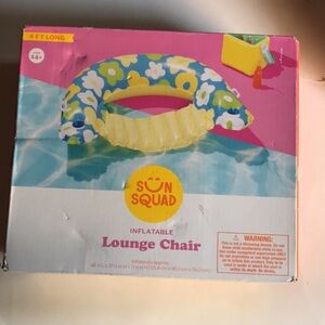 NIB Sun Squad Inflatable Lounge Chair